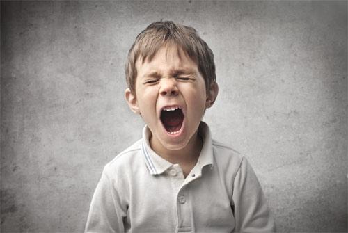 صور - كيفية تهدئة غضب الاطفال