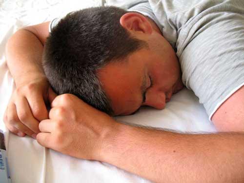 صور - هل زيادة ساعات النوم تؤثر على فقدان الوزن ؟