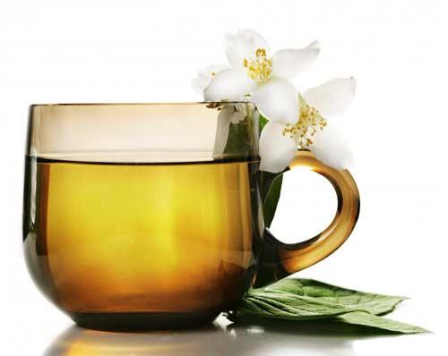 صور - فوائد شاي الياسمين و مخاطرة الصحية