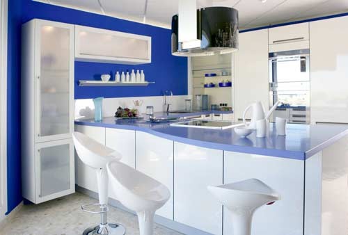 صور - كيفية تصميم ديكور المطبخ باللون الازرق ؟