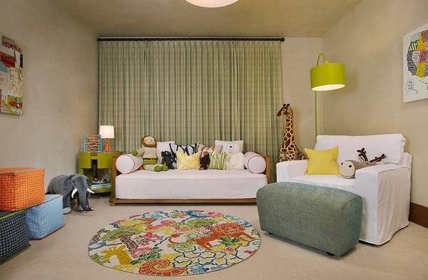 صور - كيفية ترتيب غرفة الجلوس لتتناسب مع لعب الاطفال بها