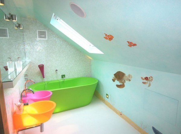 صور - اجمل تصميمات الحمامات الملونة للاطفال