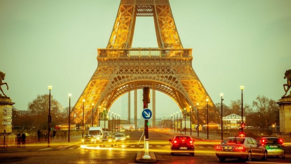 باريس من اكثر المدن سياحة في العالم